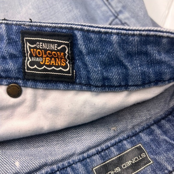 Volcom Stone Short Med Wash Jeans Shorts Women's Size 8 - Picture 5 of 6